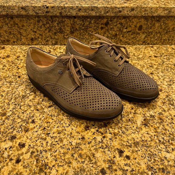 Finn Comfort Women's Olive Leather Perforated Oxford Walking Shoes 5.5 US 7.5 - Picture 2 of 12